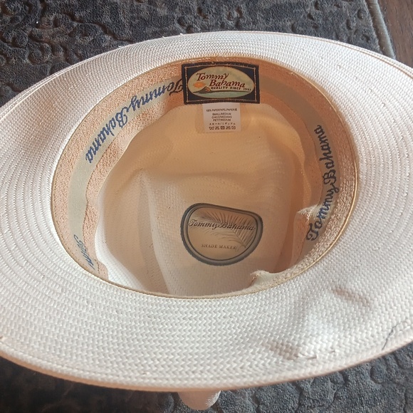 Tommy Bahama hat - Picture 3 of 6